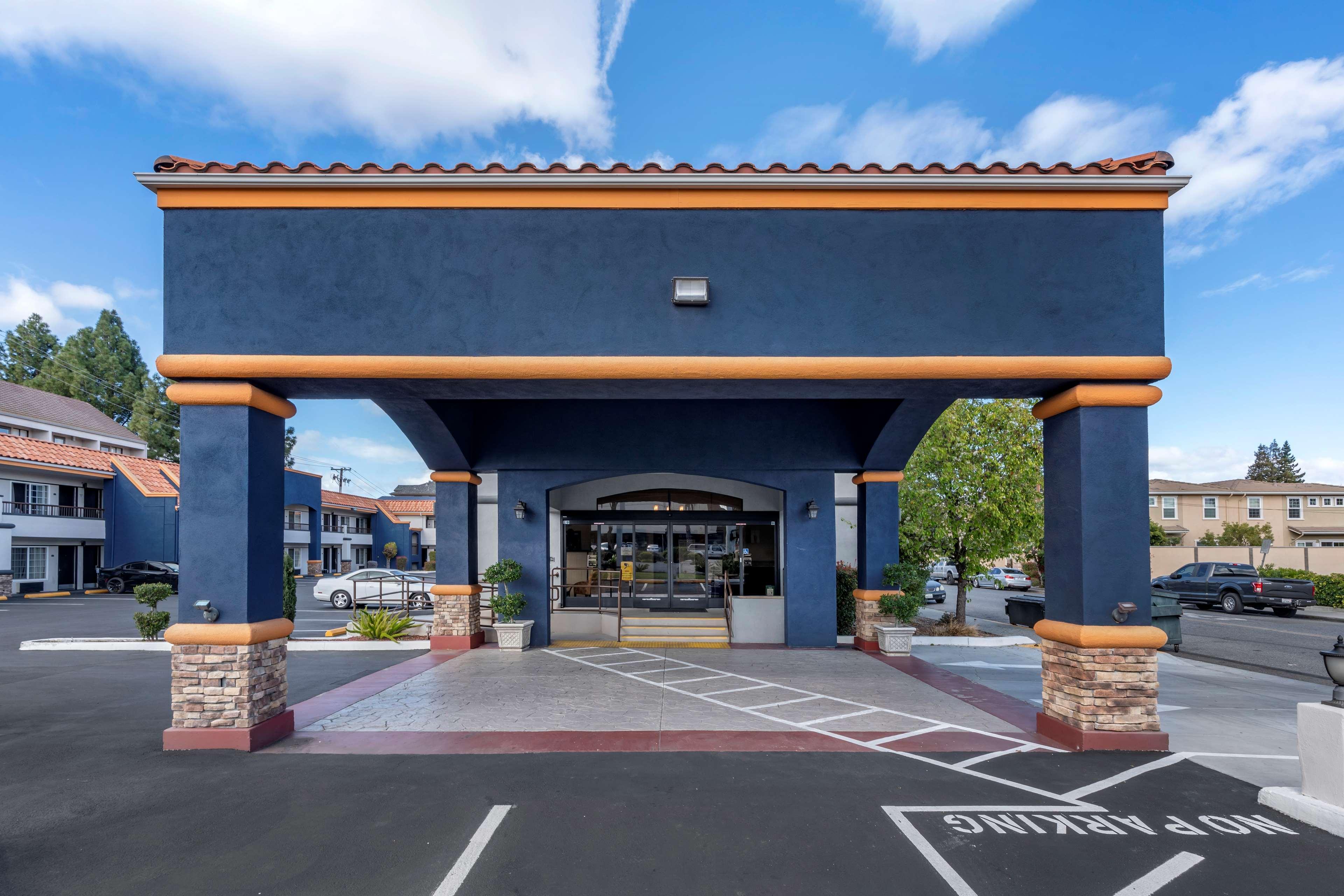 Western Motel