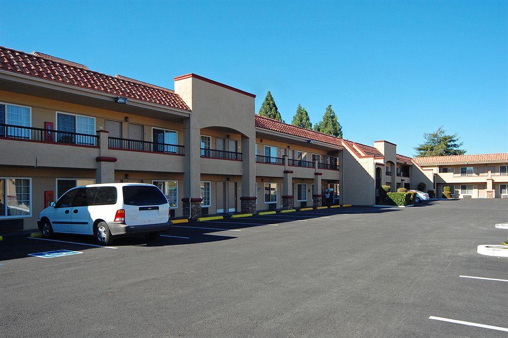 Western Motel 3*