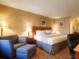 Western 3* Santa Clara